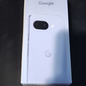 Google Smartphone - Light Gray